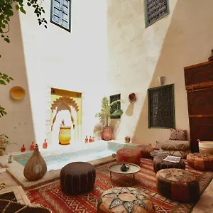 Paquerette Riad